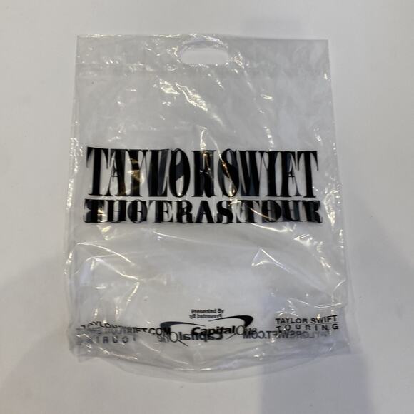 Taylor Swift Cream Official Eras Tour Hooded Pullover Sweatshirt NWOT Sz 2XL - Picture 12 of 12